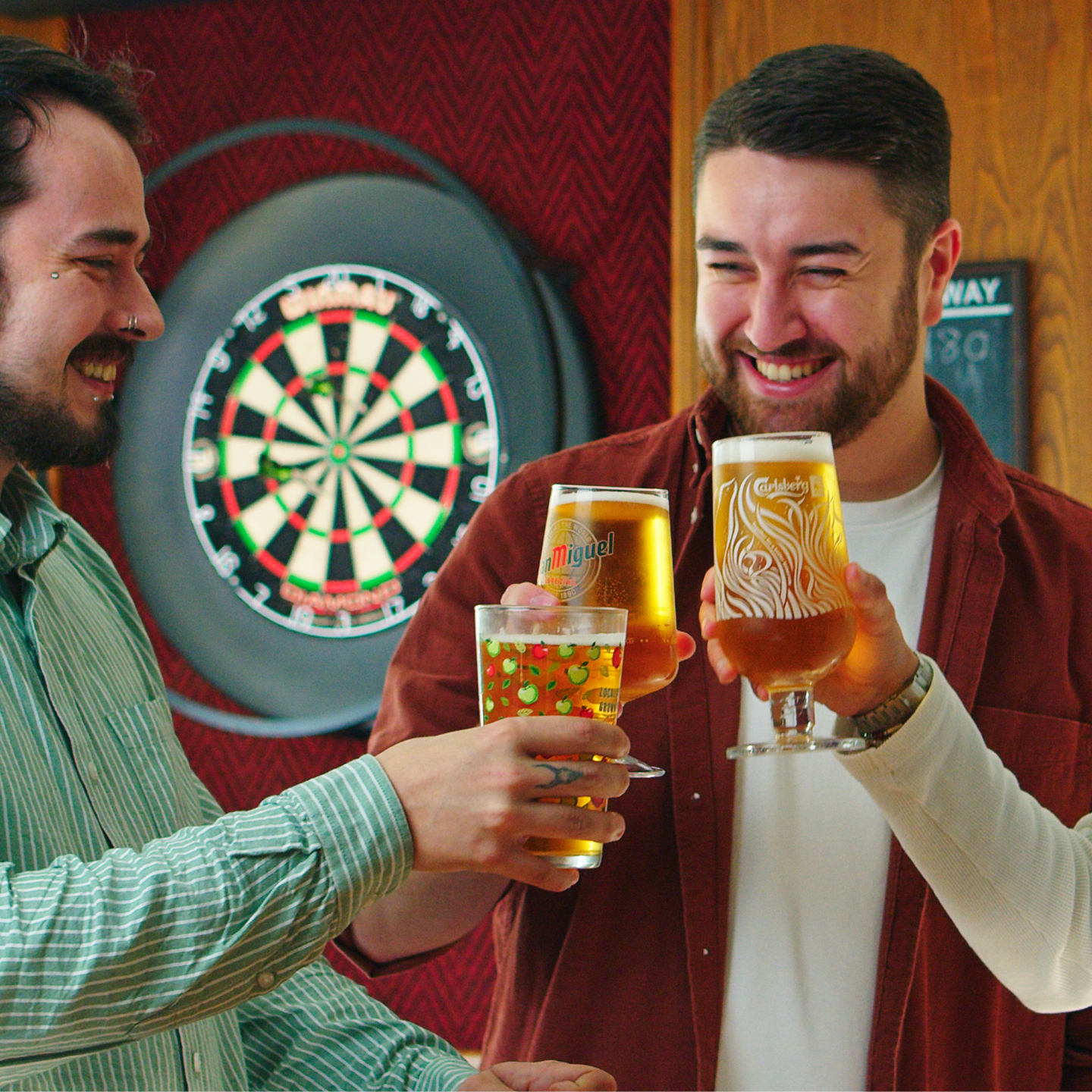 Raise a glass This Father's Day at The Vine Inn in Hambledon!